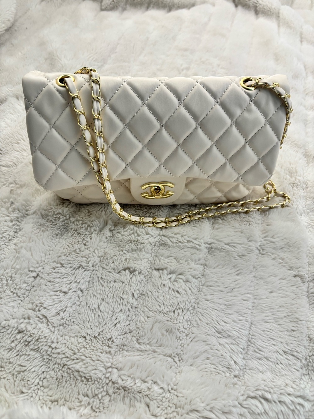 Cream Quilted Chain Shoulder Bag - Designer Style New - Picture 3 of 14